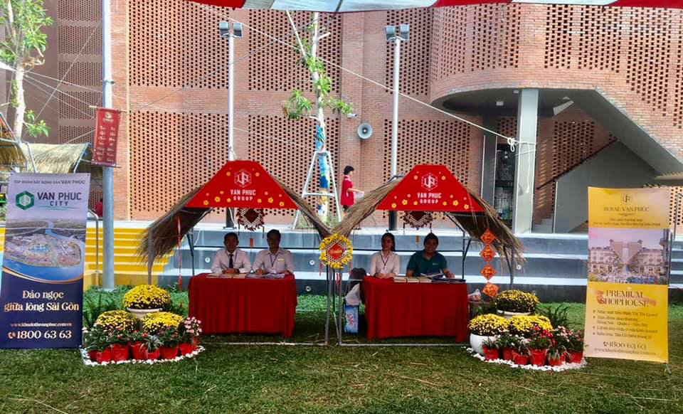 hoi xuan canh ty van phuc city