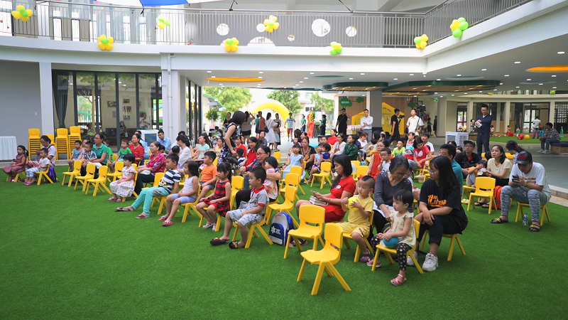 ngay hoi hugo van phuc city