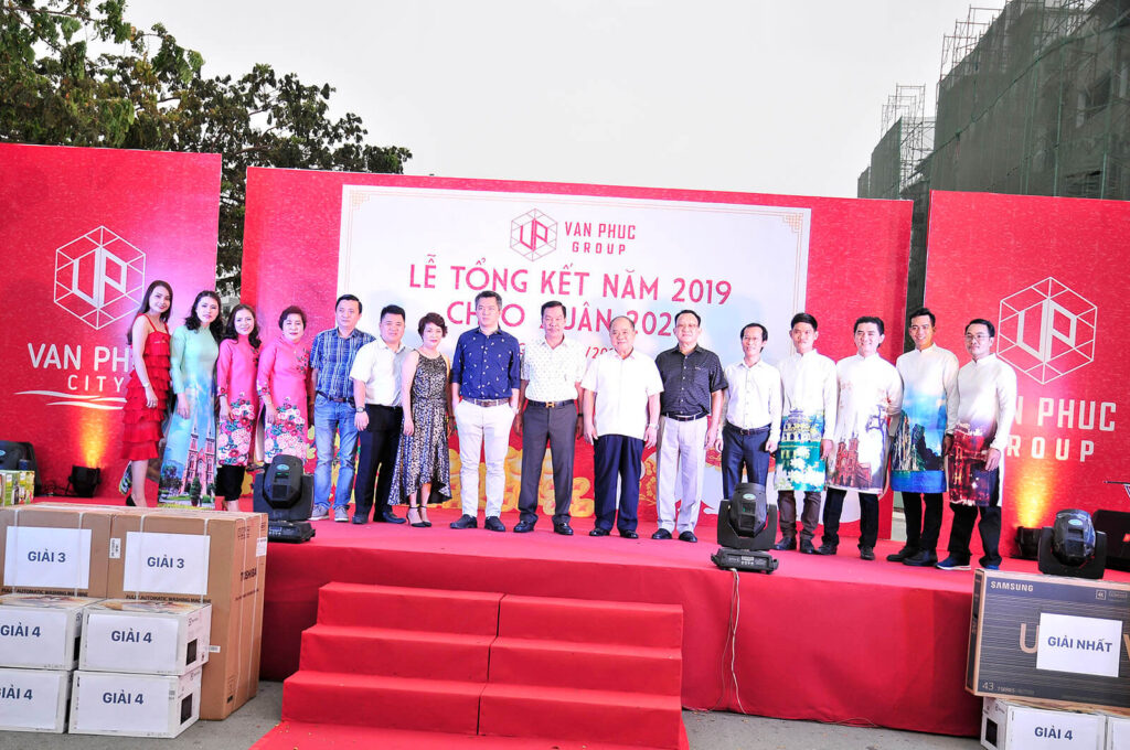 tap doan bat dong san van phuc tong ket tat nien