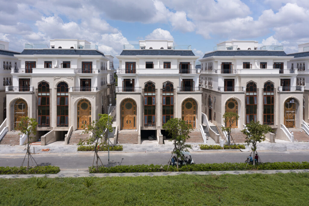 van phuc mansion mat trong