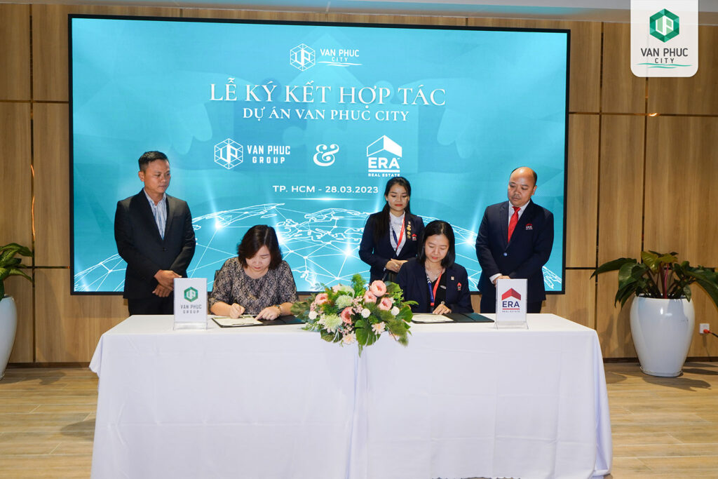 Era VietNam phân phối bất động sản tại Vạn Phúc City